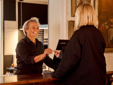 Receptionist Hotel Menstrup Kro