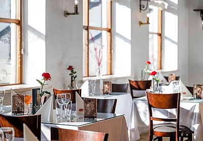 Dækket bord på Hotel Phønix til Inspirationsdag - Åbent Hus i Brønderslev